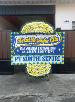 Papan Bunga Duka di Murutuwu